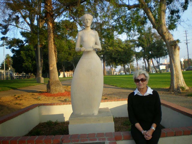 Joyce Jacob with Florence Nightingale Statue
