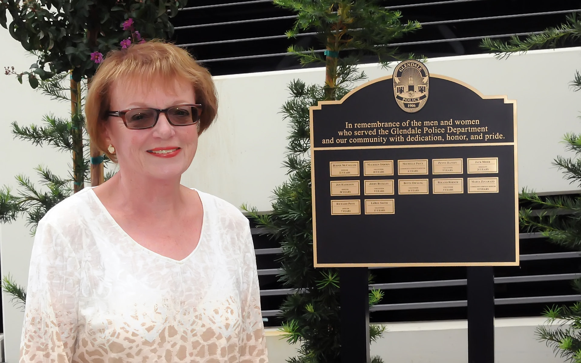 Pam Smith with plaque